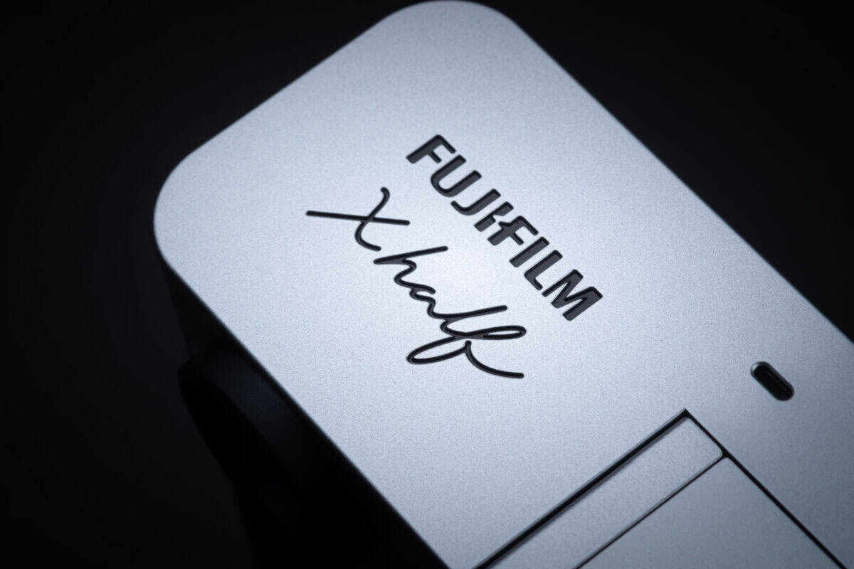 Fujifilm X-HF1.